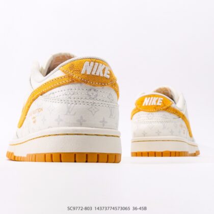 Nike Dunk SB Low SC9772-803
