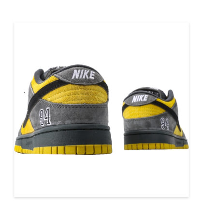Nike Dunk SB Low HQ8487-300